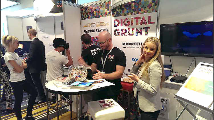 Adtech Mammoth Stand Rob & Michelle